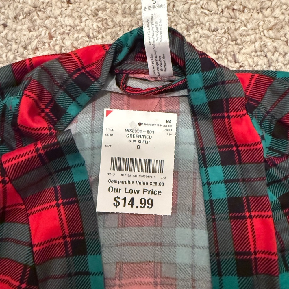 Red and Green Plaid Robe - Picture 2 of 3